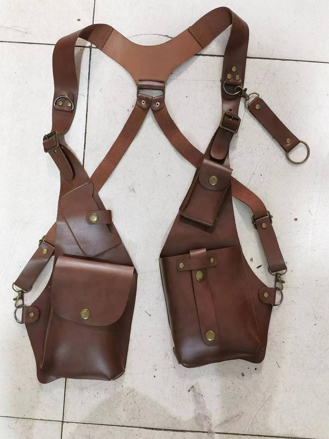 حقيبة كتف الساعد للرجال